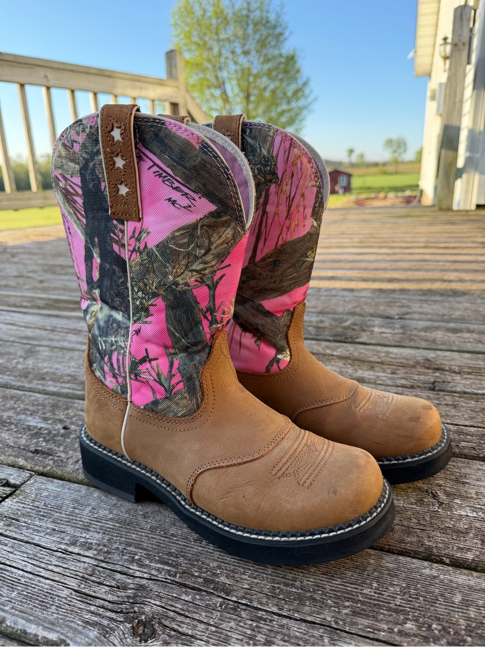 ARIAT boots